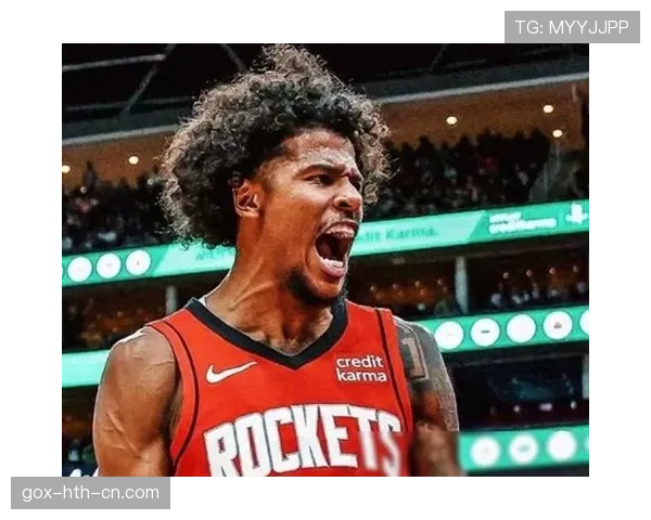 埃托奥前插提速如何撕裂防线并强化球队进攻稳定性？