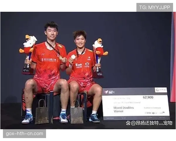 冯彦哲比赛稳得离谱，翻他私生活图那一刻我就服了