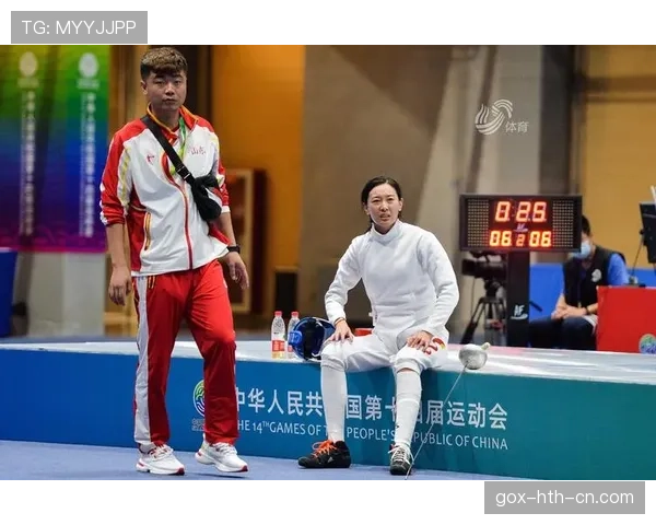 孙一文训练完直接啃鸡腿？这自律和放纵切换也太真实了